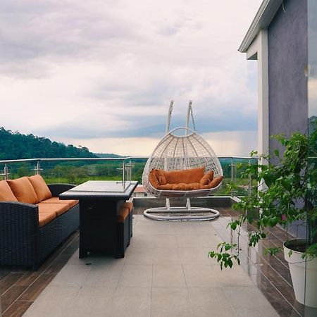 The View Hotel Cumanda  Экстерьер фото